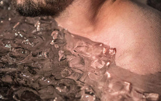 Eisbad-Wasserpflege: Wie Du Kalk und Keime effektiv fernhältst