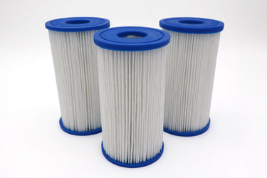 Drei austauschbare Filterzylinder mit blauen Endkappen, zur Reinigung und Filtration von Wasser in Eisbädern, Kältetherapie und Outdoor-Kälteanwendungen.